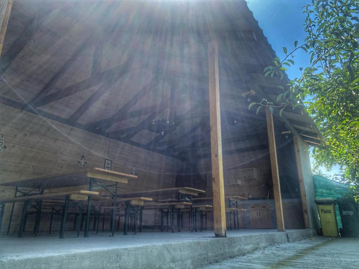 Appartamento Raven Comstar Corbu  Esterno foto
