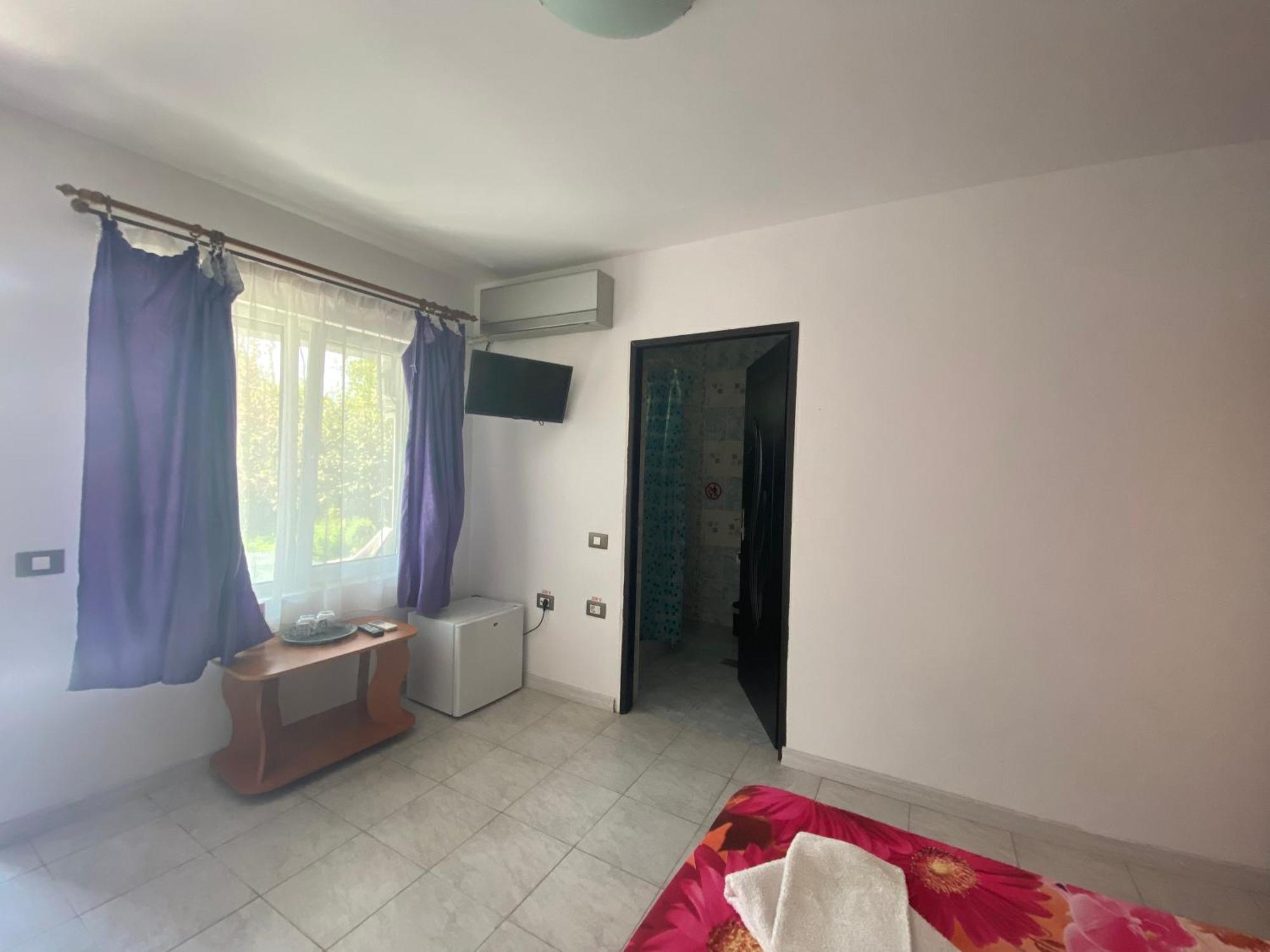 Appartamento Raven Comstar Corbu  Esterno foto