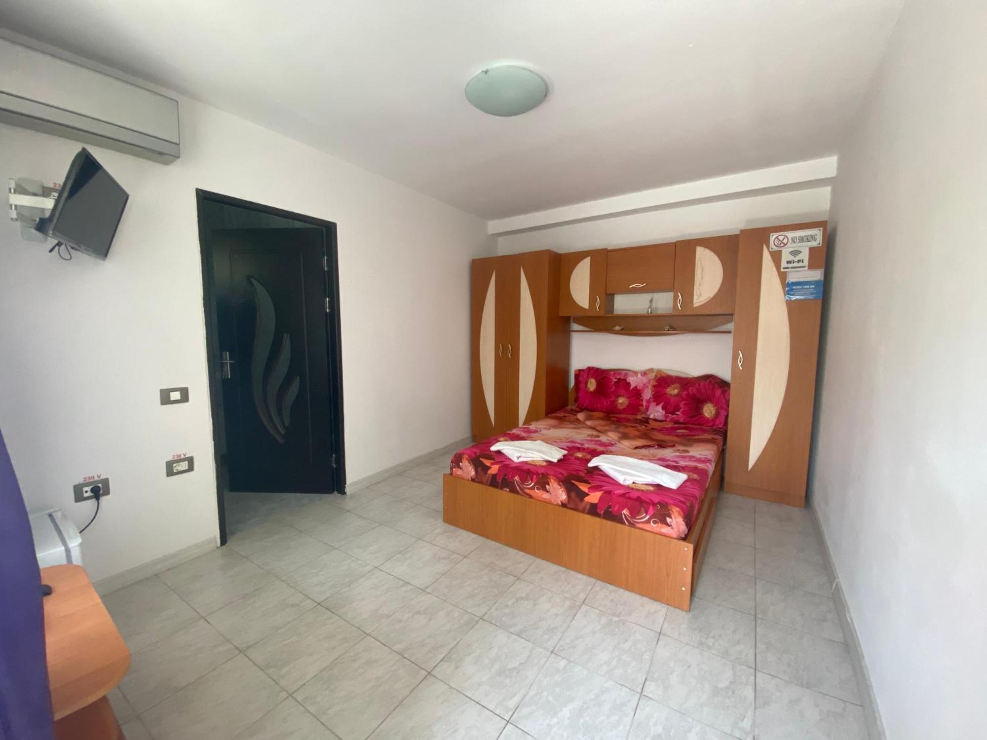 Appartamento Raven Comstar Corbu  Esterno foto
